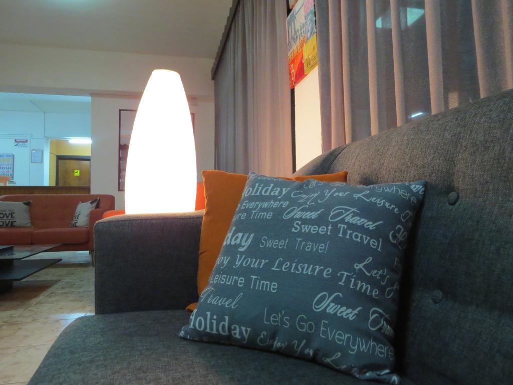 Hotel de apartamente Carina