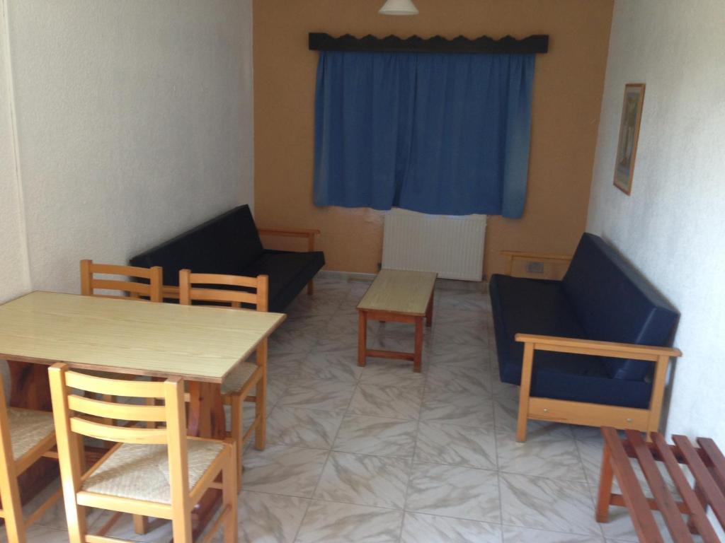 Hotel de apartamente Carina 2*