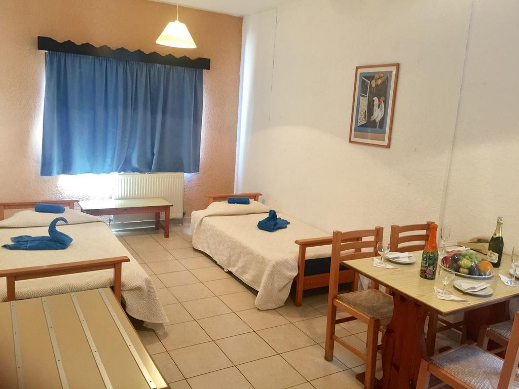 Carina Hotel de apartamente